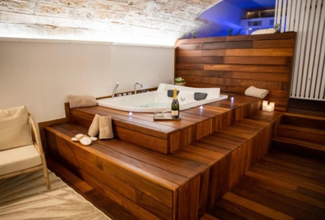 Lc Luxury Apartment Bari Exterior foto