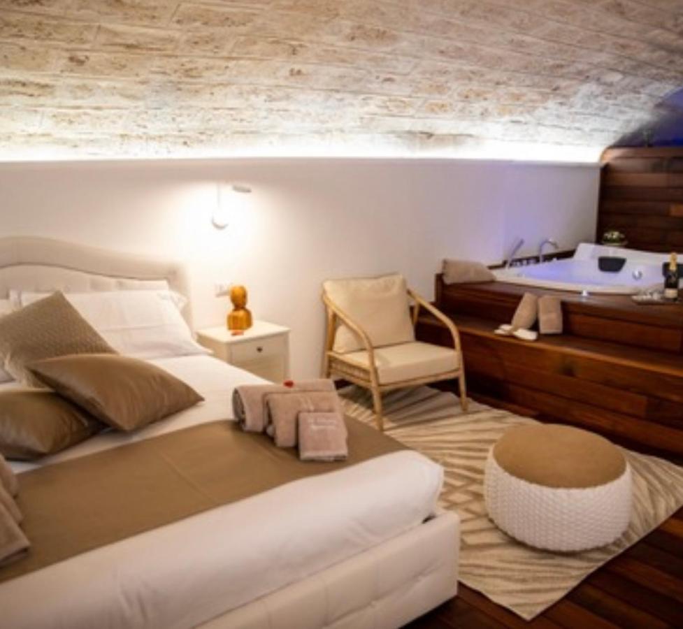 Lc Luxury Apartment Bari Exterior foto